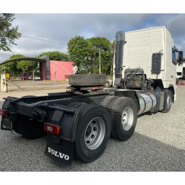 Meio Para-lama Traseiro Volvo FH/FM/NH - Imagem 2